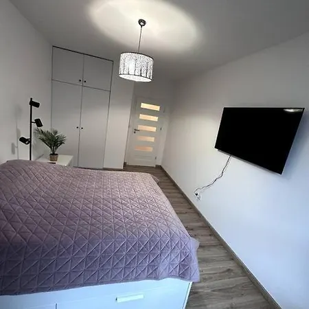 Cozy New Apart - Nyska Street